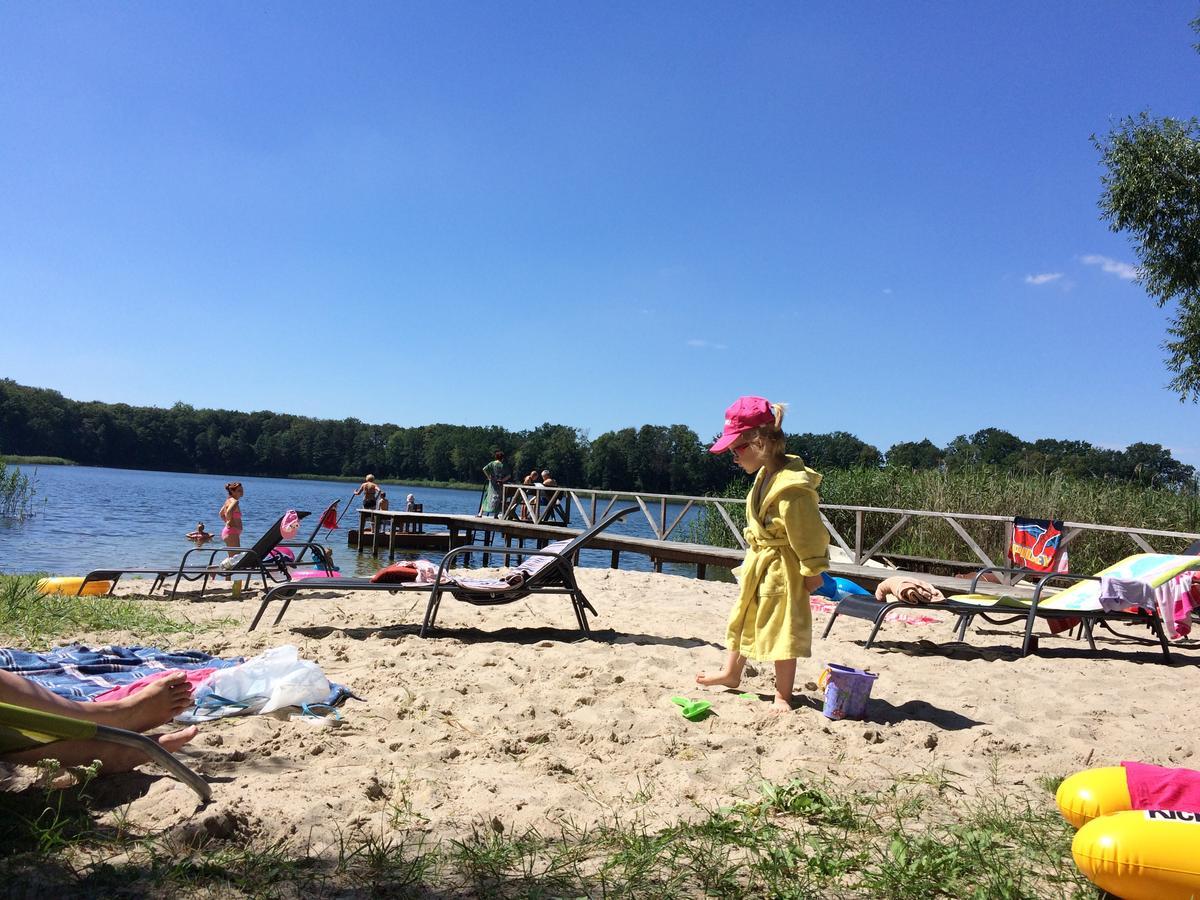 Stajnia Sarnowek Nad Jeziorem Rozany Rozajny Wielkie Dış mekan fotoğraf